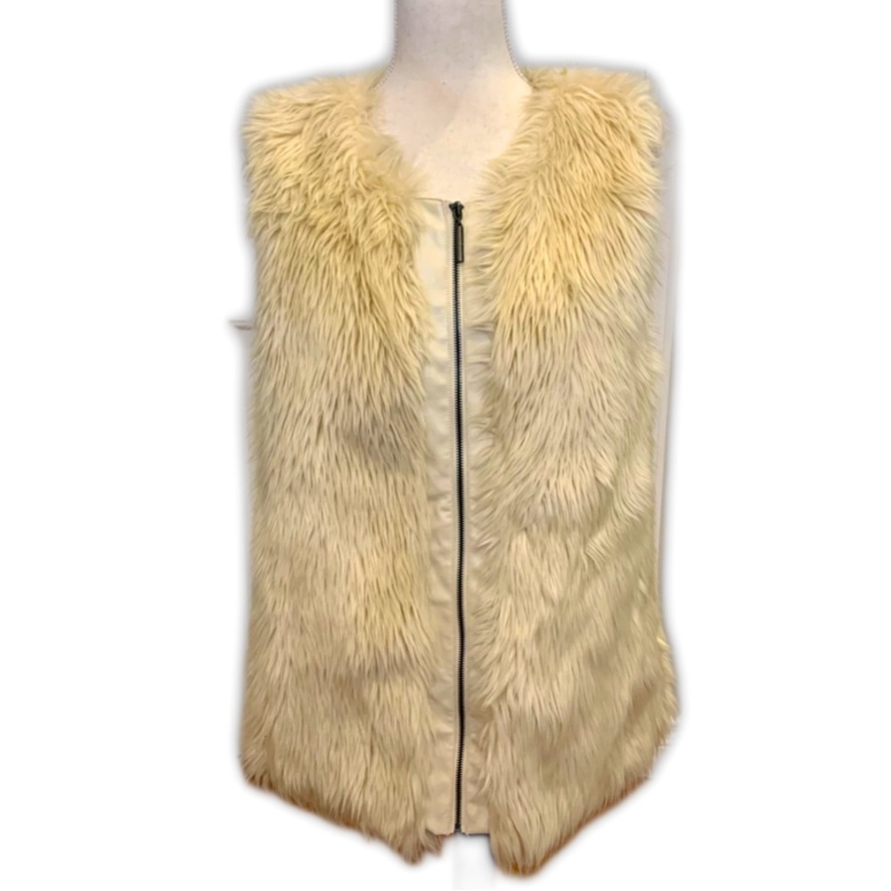 Kensie Cream Faux Fur Zip-Front Vest